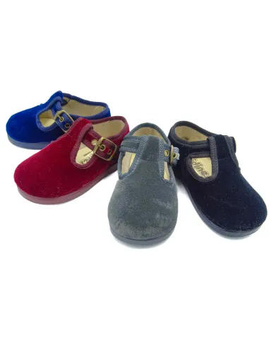 Pepito para niño de terciopelo con hebilla