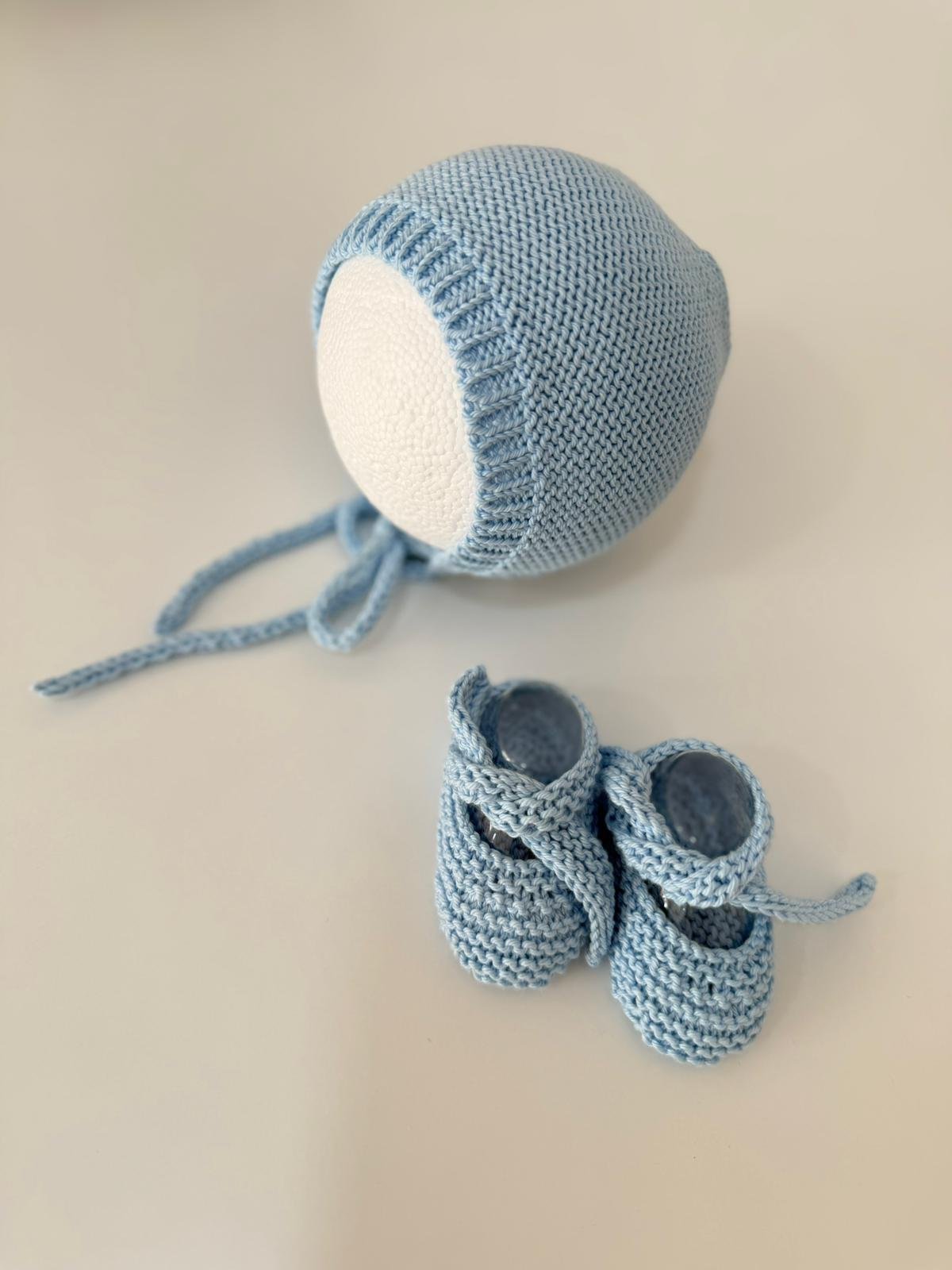Conjunto Capota y Patucos
